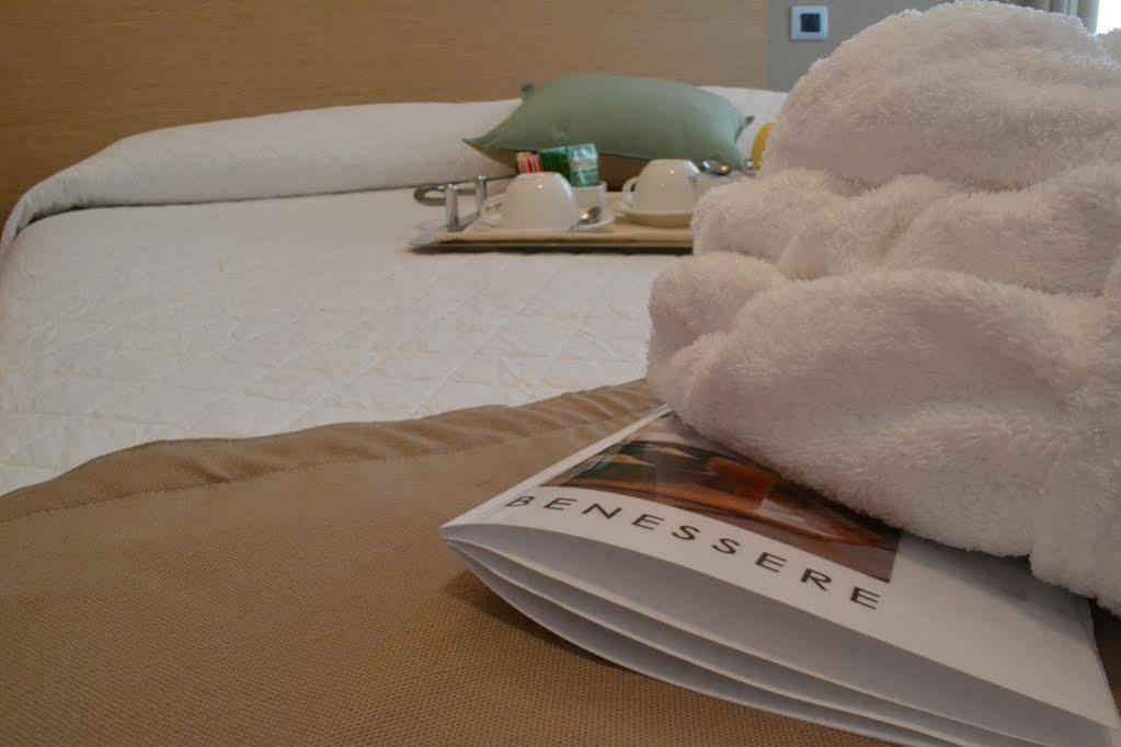Atlantic Park Hotel Fiuggi Eksteriør bilde